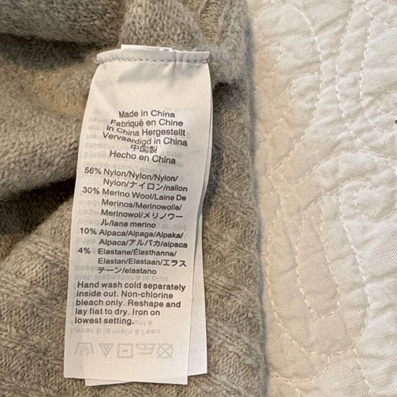 J. Crew Light Gray Sweater with Sparkle Accents - xs NWT - Picture 10 of 16